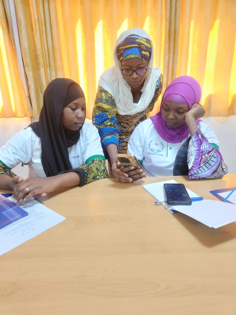 Formation sur les outils de l'IA et la création numérique_Le digital comme levier d'autonomisation économique des jeunes vivant à Niamey (3)