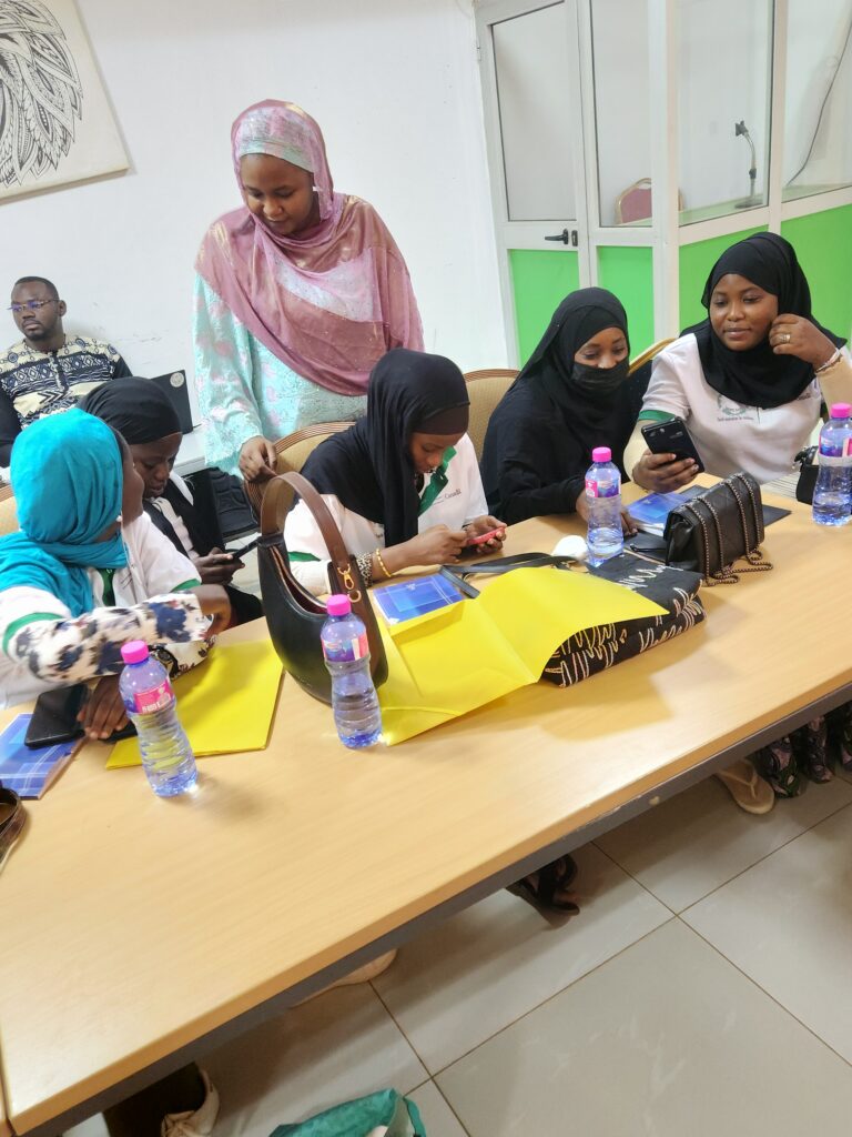 Formation sur les outils de l'IA et la création numérique_Le digital comme levier d'autonomisation économique des jeunes vivant à Niamey (5)
